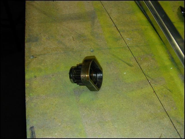 Removed mag gear retainer assembly from the left side of engine.  I have ordered a cover that will be installed since we will not be installing anything in the left mag location.