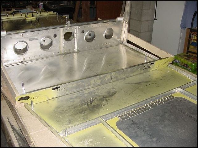 Locate the rear spar to the back of the jig.  Line up the center line of the spar to the center line of the bottom skin.