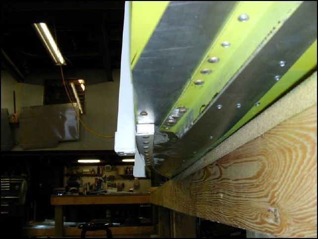 This image shows the spacer at the front of the gear support.