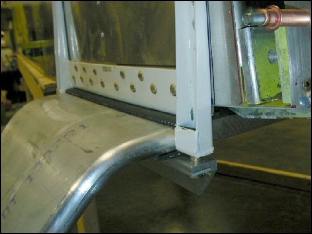 Install the landing gear rubbers and bolt the landing gear to the gear pickups.