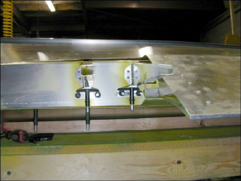 Drill and cleco the rest of the riblet gussets.