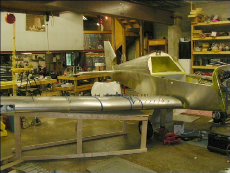 Front view of right wing almost attached to the fuselage!